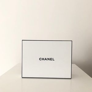 Chanel cosmetic bag